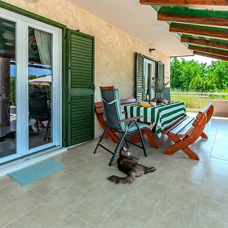 House Paula Sa Privatnim Grijanim Bazenom Na Mirnoj Lokacija Blizu Mora * Privlaka (Zadar)