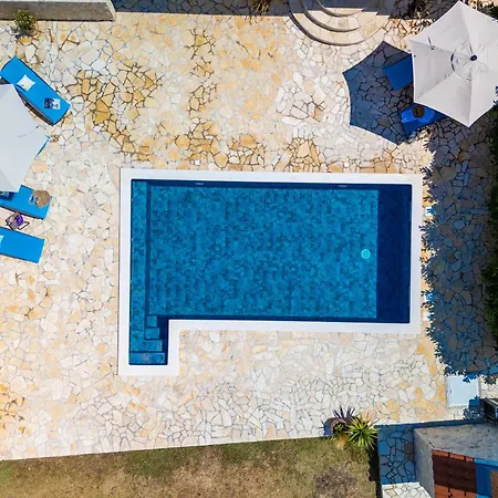 Vakantiehuis House Paula Sa Privatnim Grijanim Bazenom Na Mirnoj Lokacija Blizu Mora *