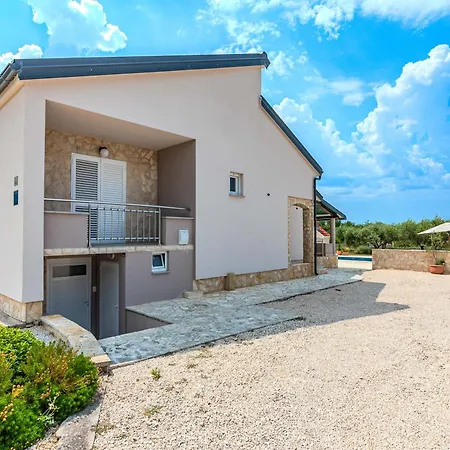 Vakantiehuis House Paula Sa Privatnim Grijanim Bazenom Na Mirnoj Lokacija Blizu Mora